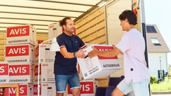 Moving in summer with Avis