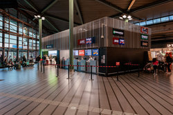 Avis Schiphol Airport