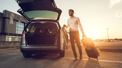 Auto huren voor expats Avis Autoverhuur