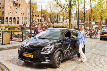 Moeder en dochter op pad